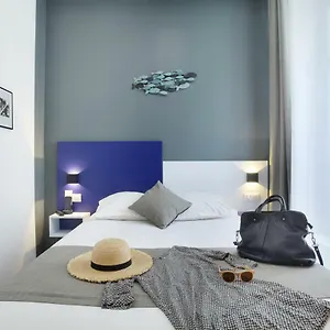 Alcove 3*, Niza Francia