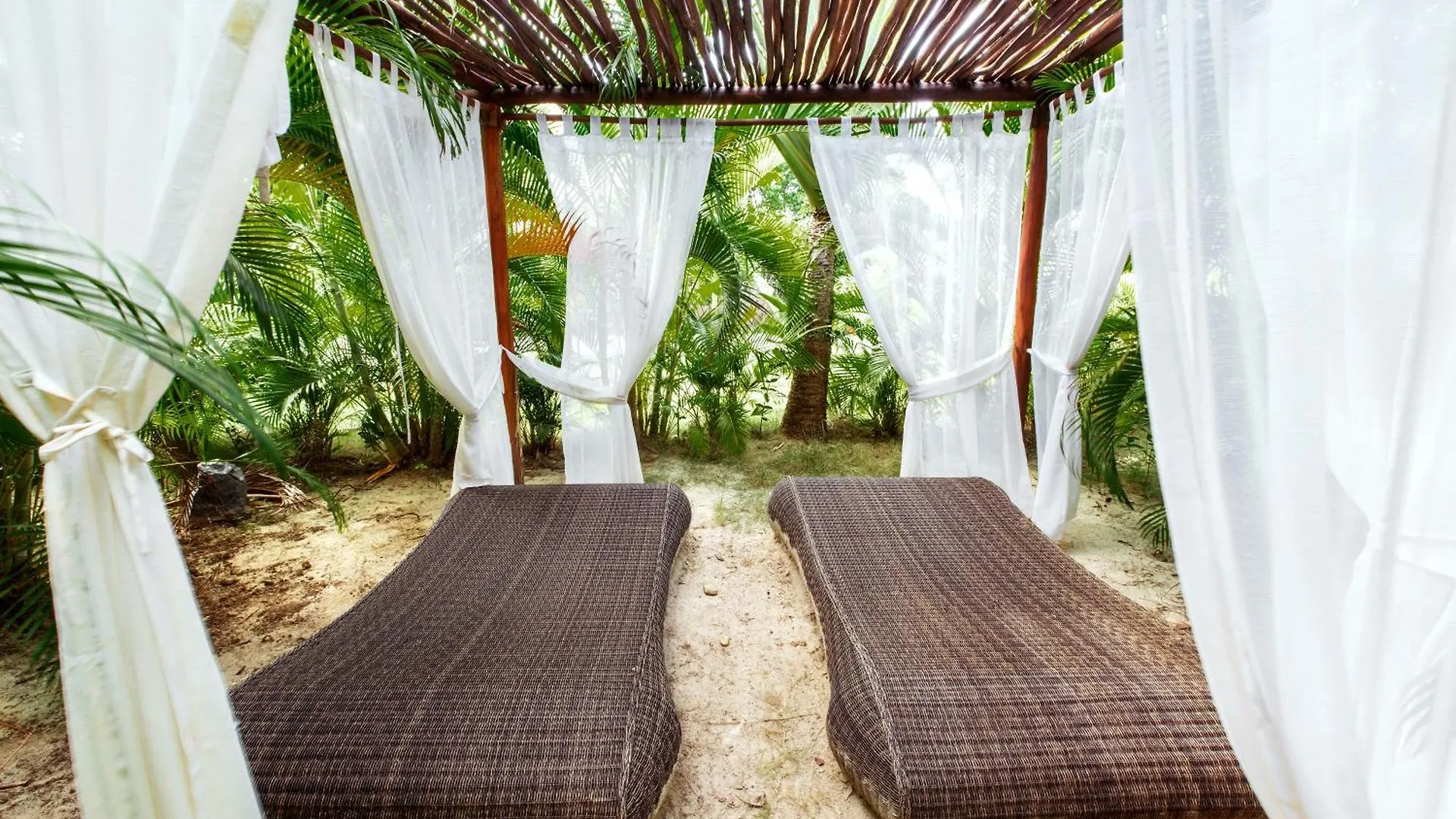 Grand Caribe Beach Club And Spa - Playa Los Corales Hotel Punta Cana